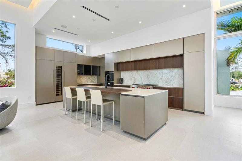 Image 13 of 72 For 5747 63rd Way