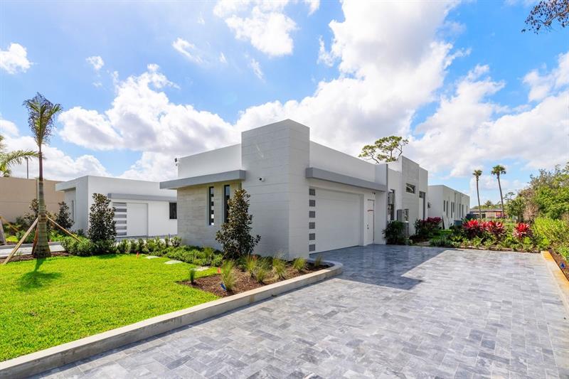 Image 6 of 72 For 5747 63rd Way