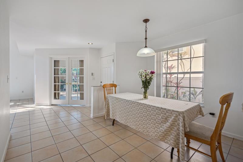 Image 10 of 24 For 10845 46th Dr