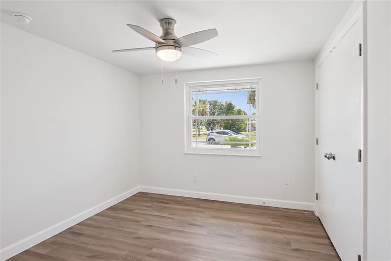 Image 30 of 44 For 928 Spindle Palm Way