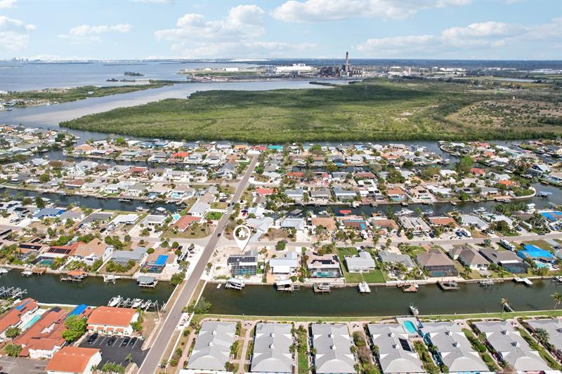 Image 7 of 44 For 928 Spindle Palm Way