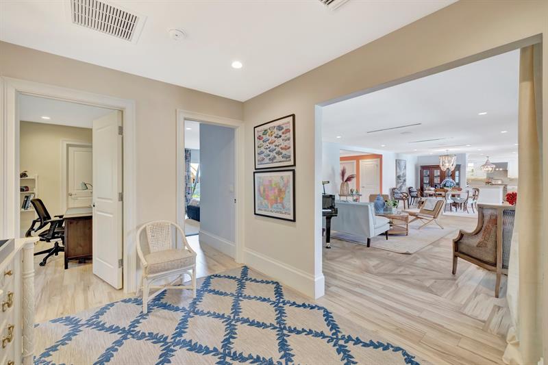 Image 45 of 100 For 4421 25th Ave