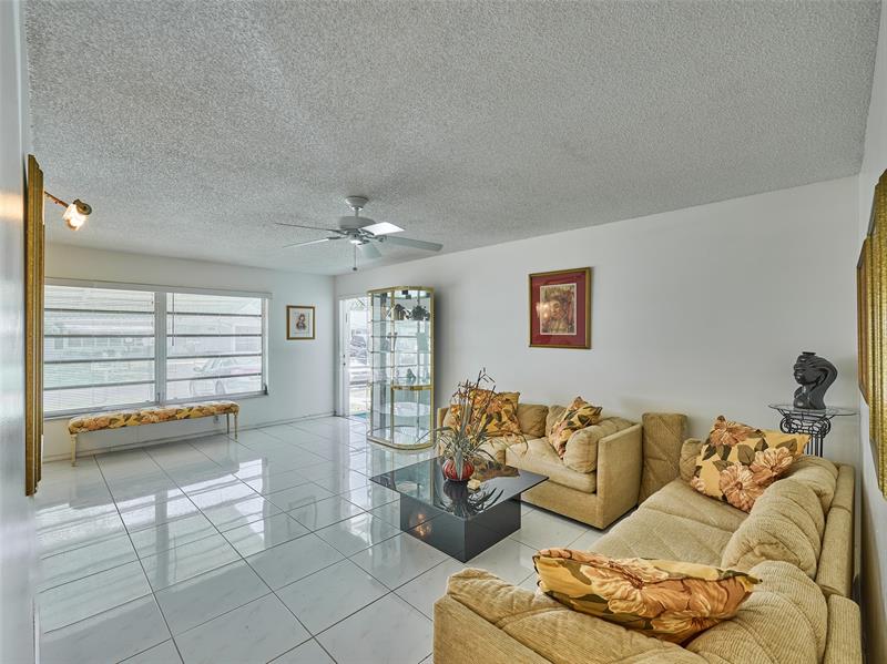 Image 13 of 40 For 1083 83 Avenue  B44