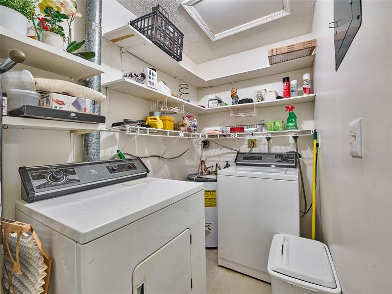 Image 17 of 40 For 1083 83 Avenue  B44