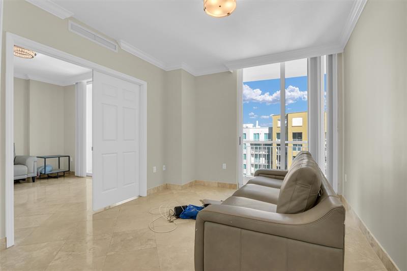 Image 13 of 40 For 1745 Hallandale Beach Blvd  Ph03w