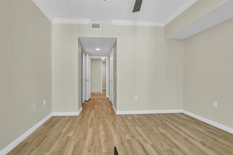 Image 23 of 40 For 1745 Hallandale Beach Blvd  Ph03w
