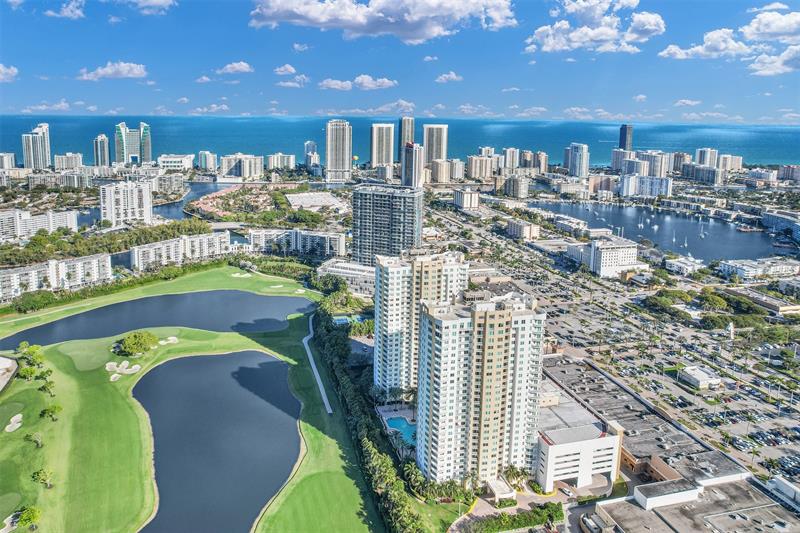 Image 37 of 40 For 1745 Hallandale Beach Blvd  Ph03w