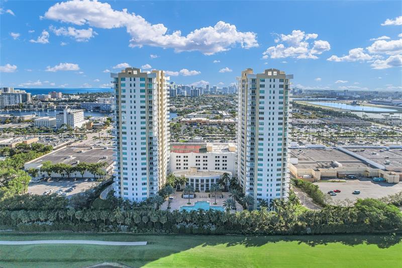 Image 40 of 40 For 1745 Hallandale Beach Blvd  Ph03w
