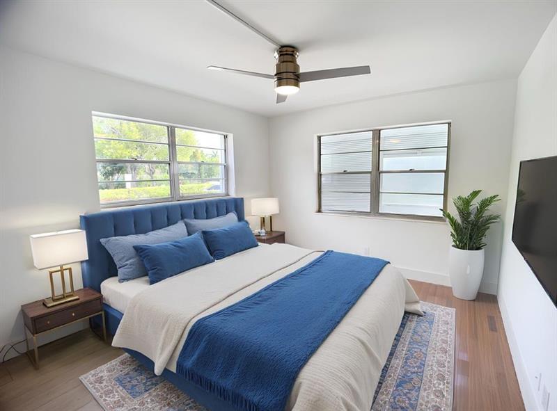 Image 11 of 43 For 109 Harwood J  109