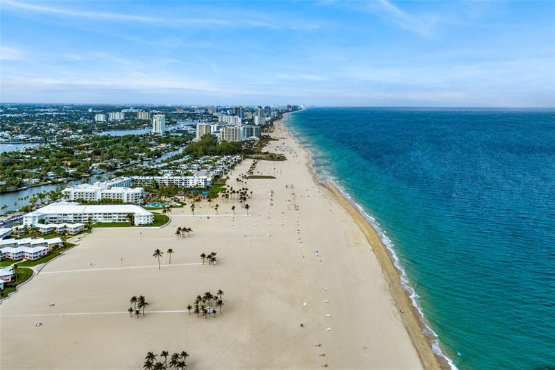 Image 5 of 39 For 1900 Ocean Dr  503