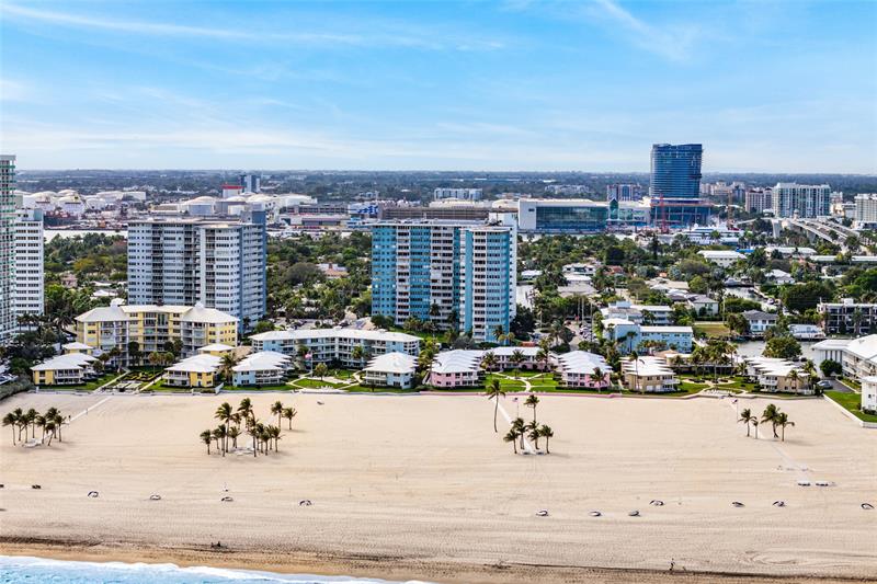 Image 7 of 39 For 1900 Ocean Dr  503