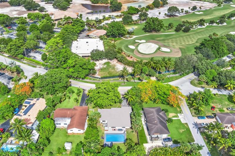 Image 51 of 51 For 410 Country Club Cir