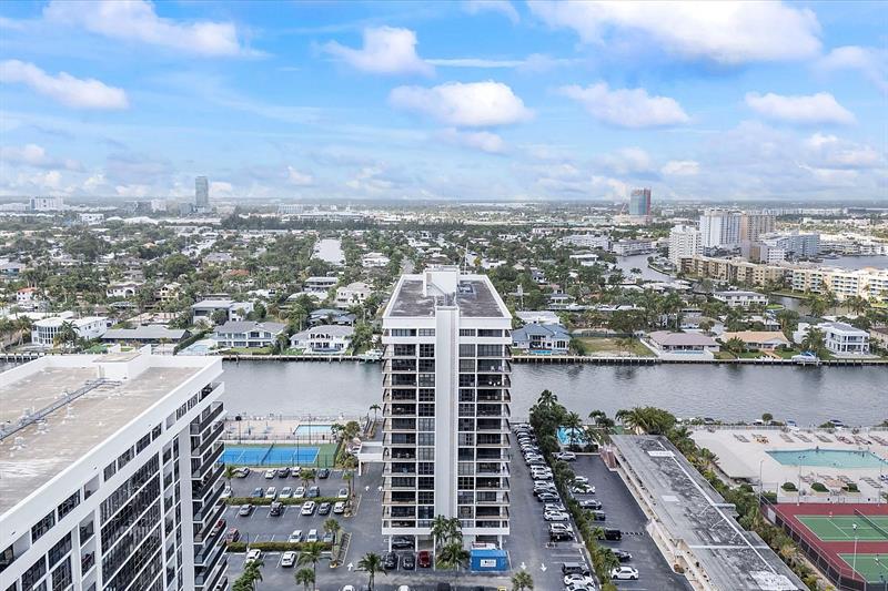 Image 12 of 52 For 2017 Ocean Dr  710