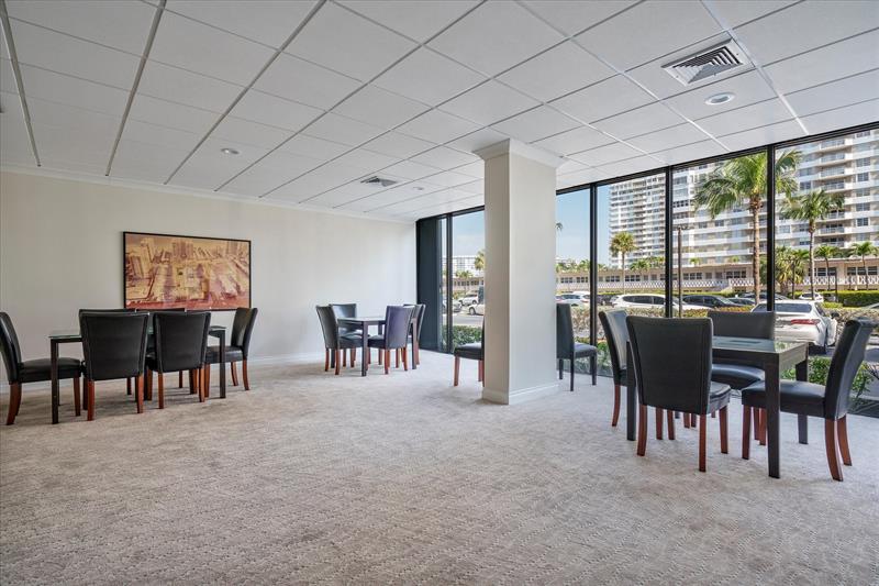 Image 40 of 52 For 2017 Ocean Dr  710