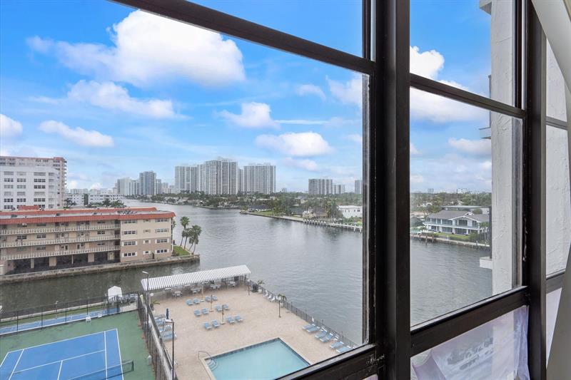Image 52 of 52 For 2017 Ocean Dr  710