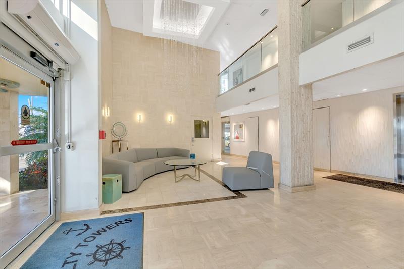 Image 36 of 60 For 750 Ocean Blvd  1002