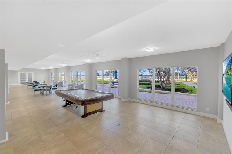 Image 40 of 60 For 750 Ocean Blvd  1002