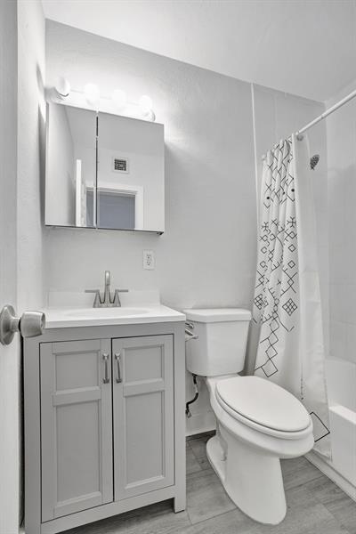 Image 10 of 46 For 2741 8th Ave  15