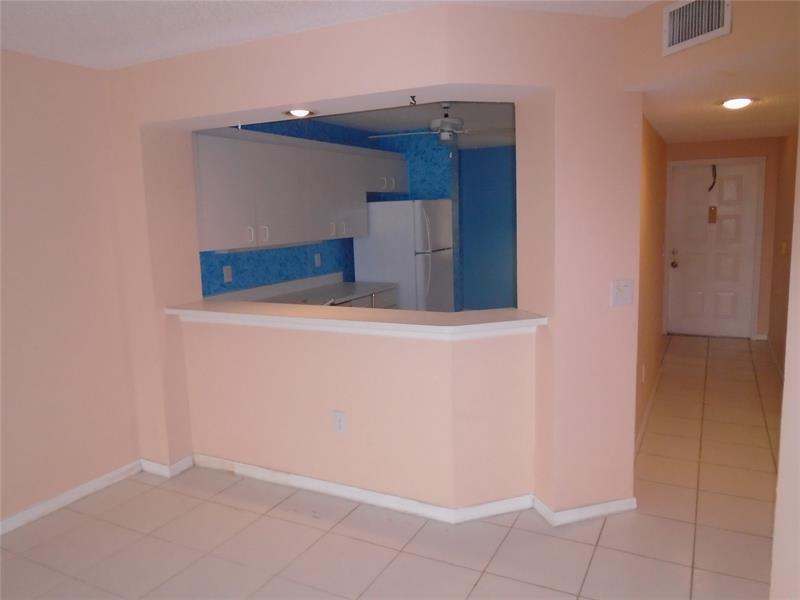Image 21 of 40 For 7882 Trent Dr  310
