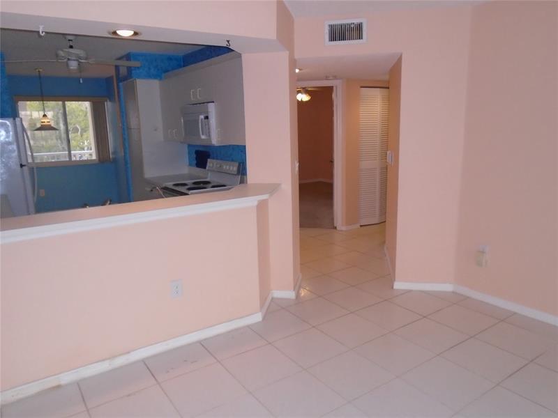 Image 22 of 40 For 7882 Trent Dr  310