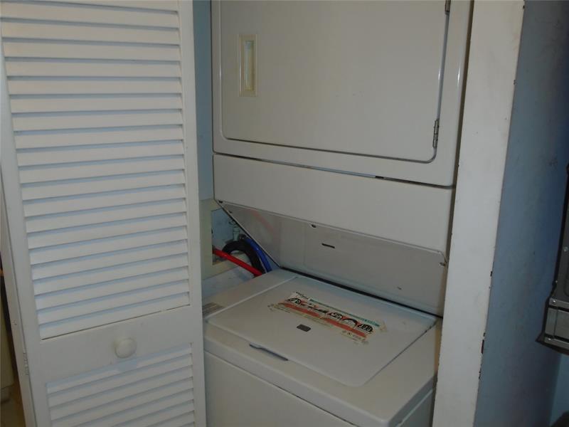 Image 34 of 40 For 7882 Trent Dr  310