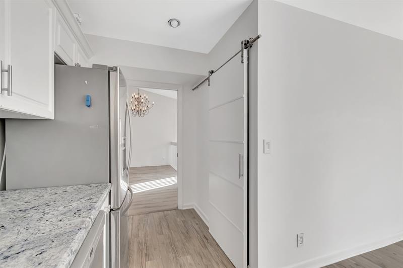Image 16 of 75 For 5334 Fountains Dr  221