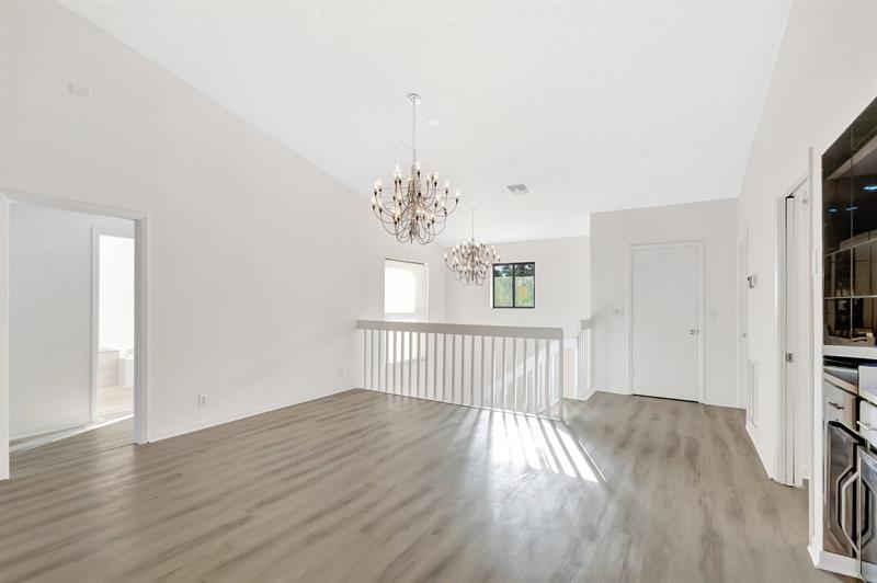Image 9 of 75 For 5334 Fountains Dr  221