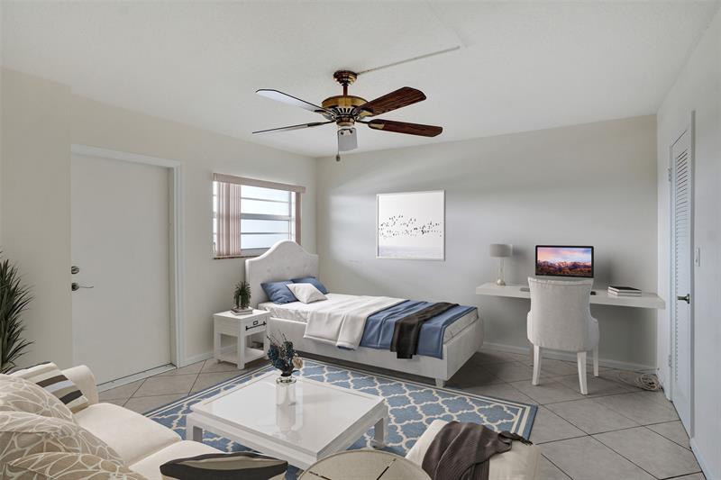 Image 21 of 29 For 3051 48th St  703