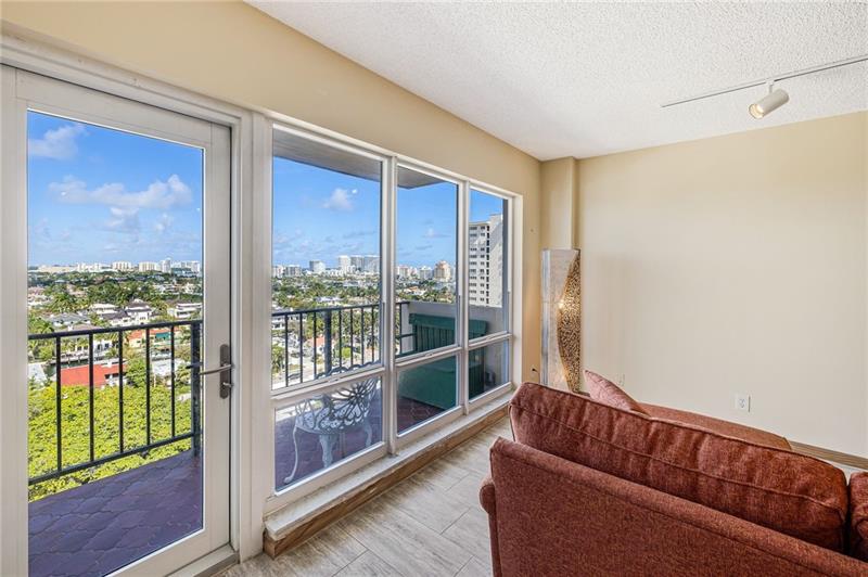 Image 17 of 55 For 340 Sunset Dr  1504