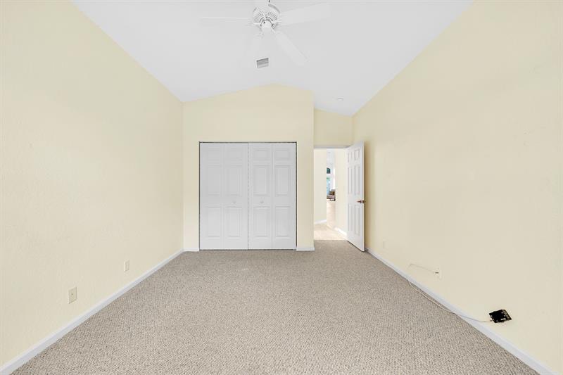 Image 12 of 60 For 10410 Gold Leaf Dr