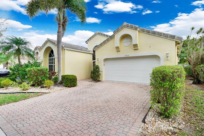 Image 45 of 60 For 10410 Gold Leaf Dr