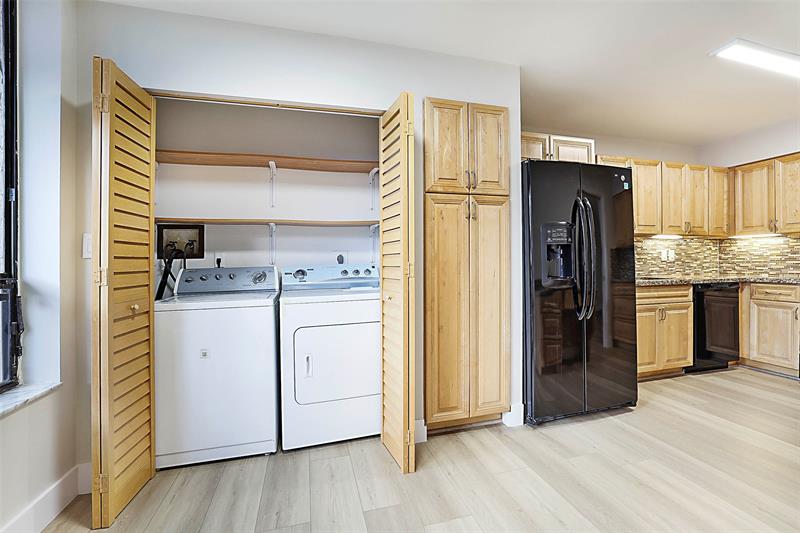 Image 13 of 42 For 7186 Promenade Dr  101