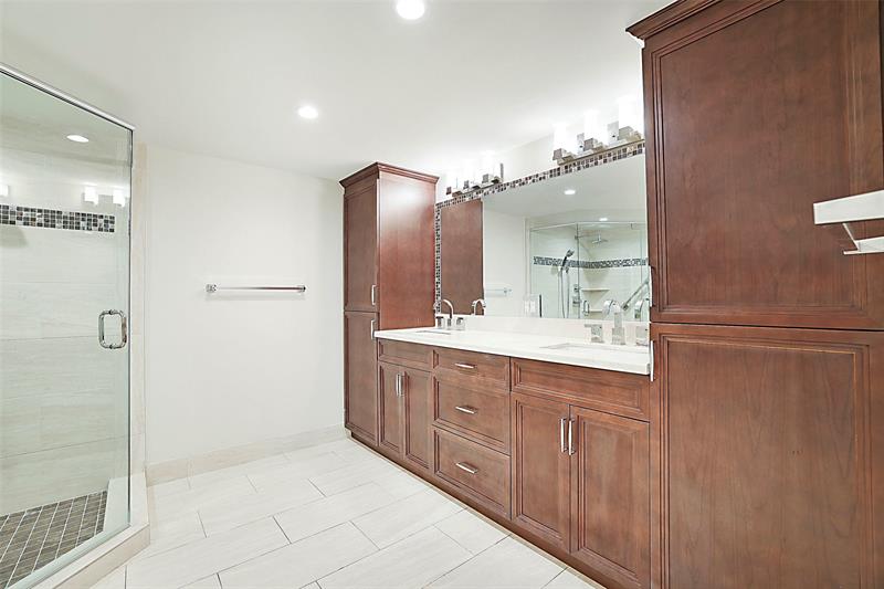 Image 27 of 42 For 7186 Promenade Dr  101
