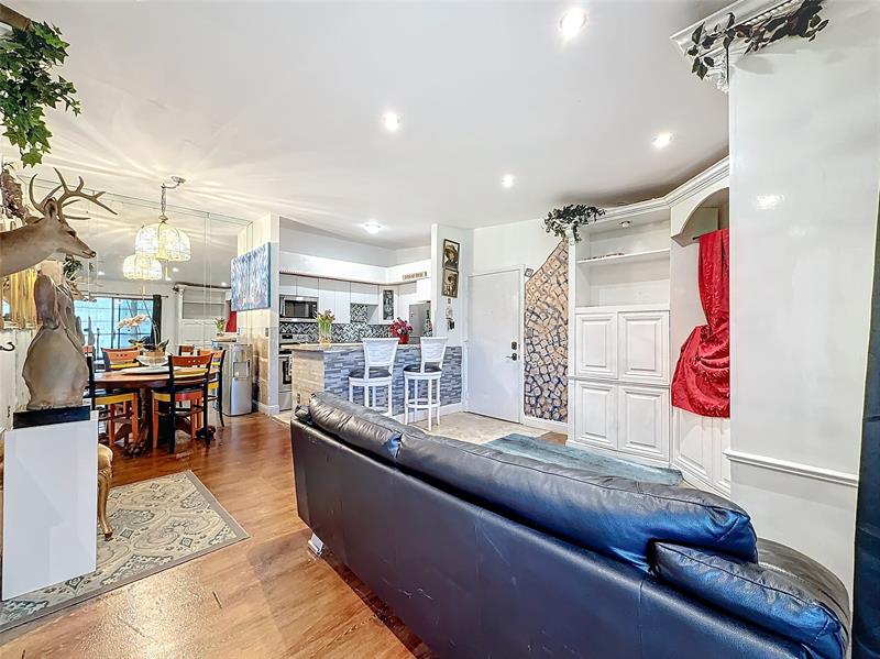 Image 6 of 47 For 10443 Clairmont Cir  203