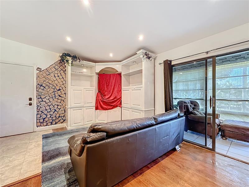 Image 8 of 47 For 10443 Clairmont Cir  203