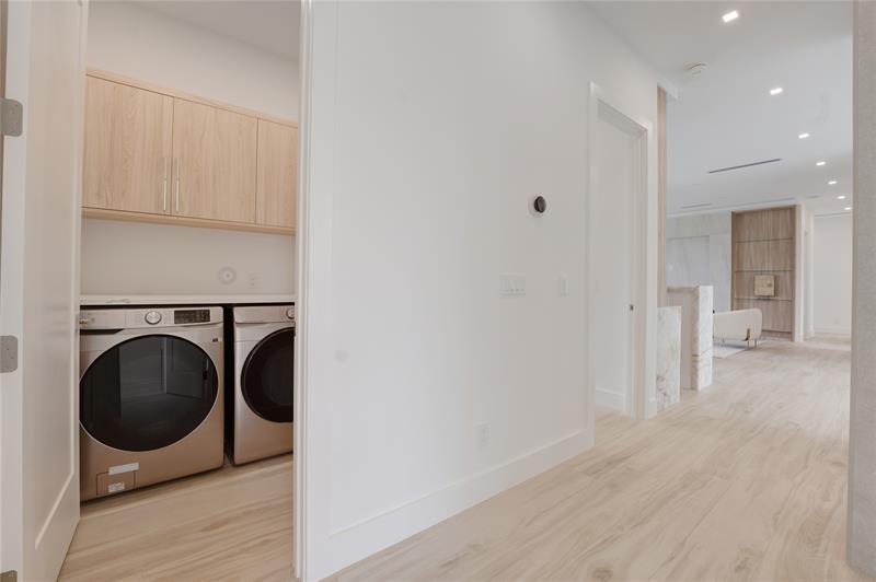 Image 33 of 91 For 948 Banyan Drive
