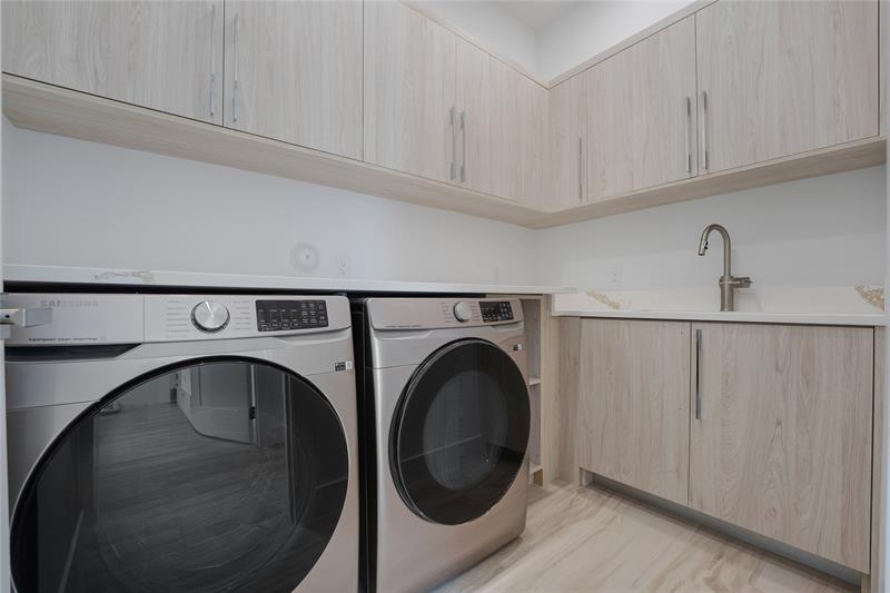 Image 34 of 91 For 948 Banyan Drive