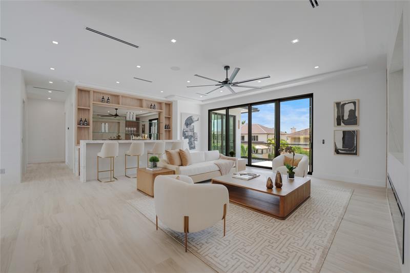 Image 51 of 91 For 948 Banyan Drive