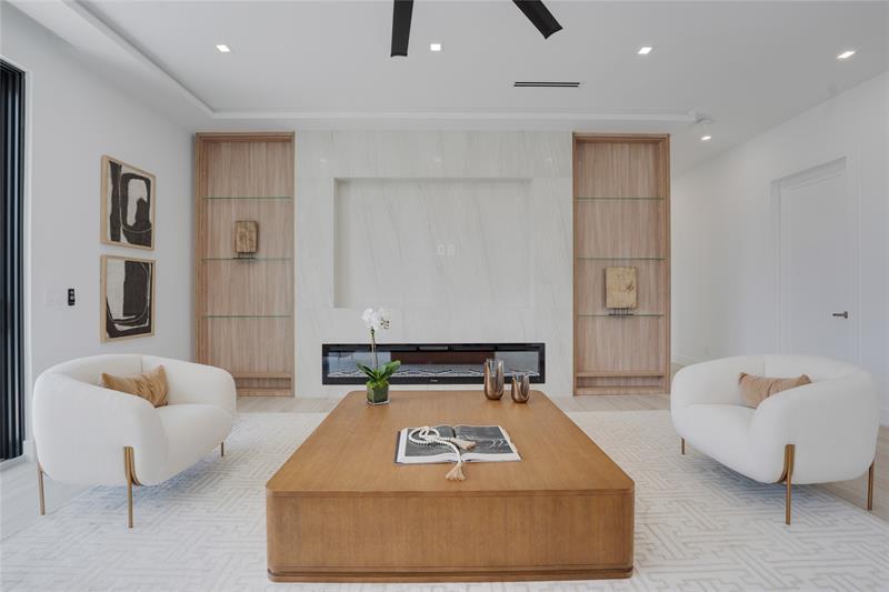 Image 56 of 91 For 948 Banyan Drive