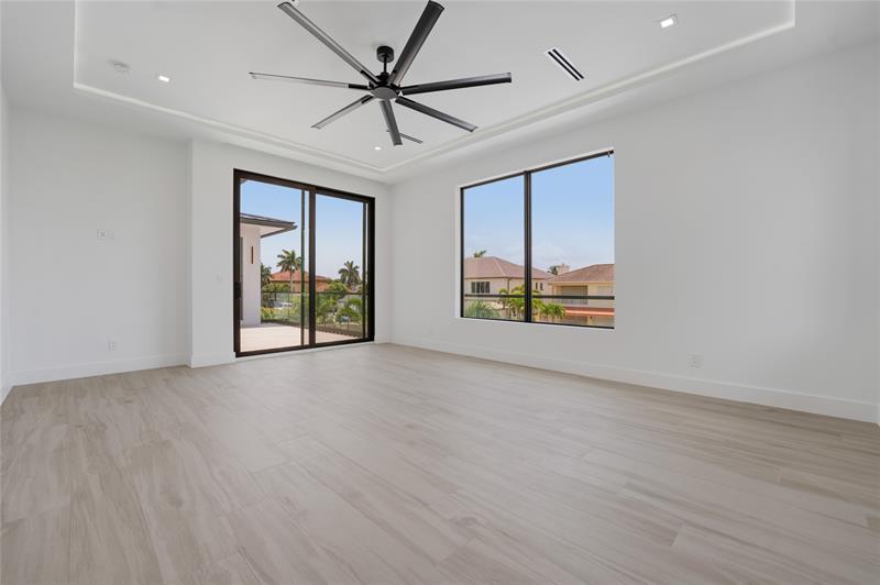 Image 73 of 91 For 948 Banyan Drive