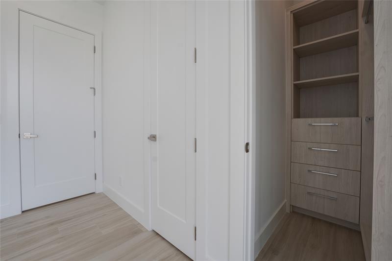 Image 75 of 91 For 948 Banyan Drive