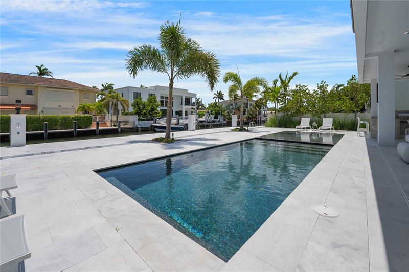 Image 80 of 91 For 948 Banyan Drive