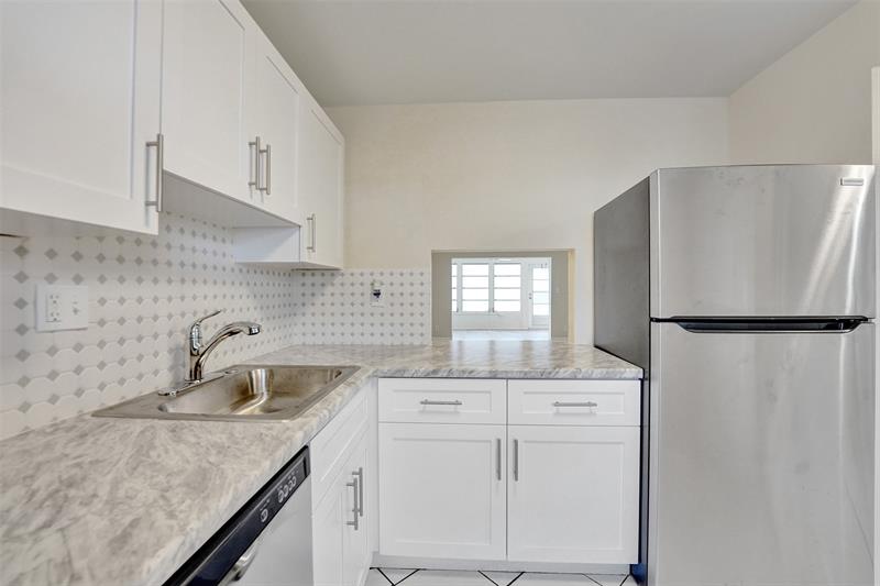 Image 12 of 75 For 7897 Golf Circle Dr  105