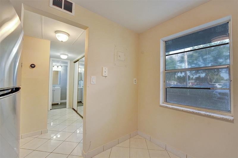 Image 16 of 75 For 7897 Golf Circle Dr  105
