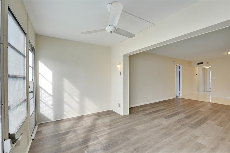 Image 30 of 75 For 7897 Golf Circle Dr  105
