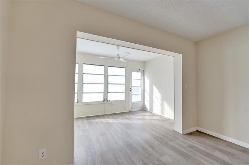 Image 31 of 75 For 7897 Golf Circle Dr  105