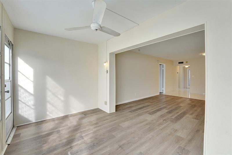 Image 32 of 75 For 7897 Golf Circle Dr  105