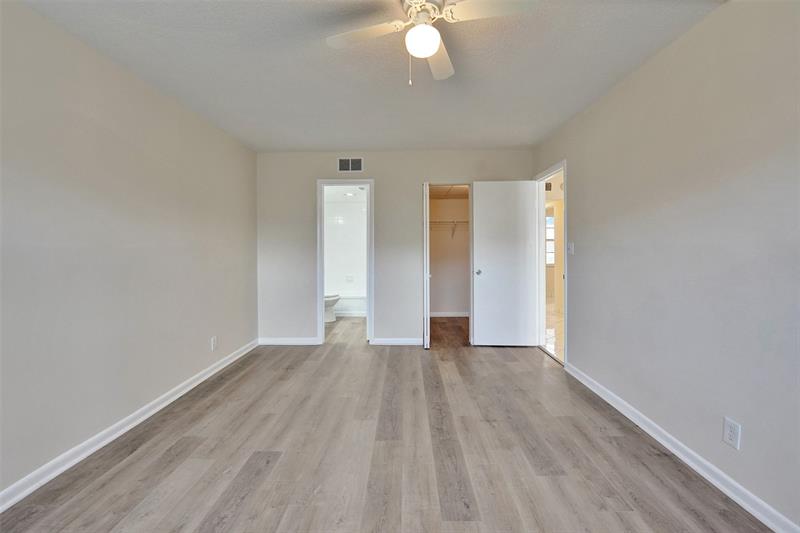 Image 41 of 75 For 7897 Golf Circle Dr  105