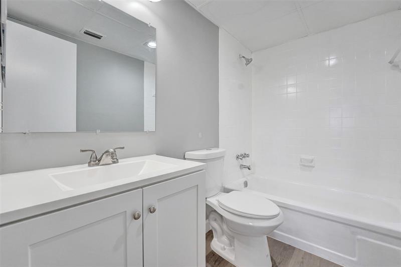 Image 46 of 75 For 7897 Golf Circle Dr  105