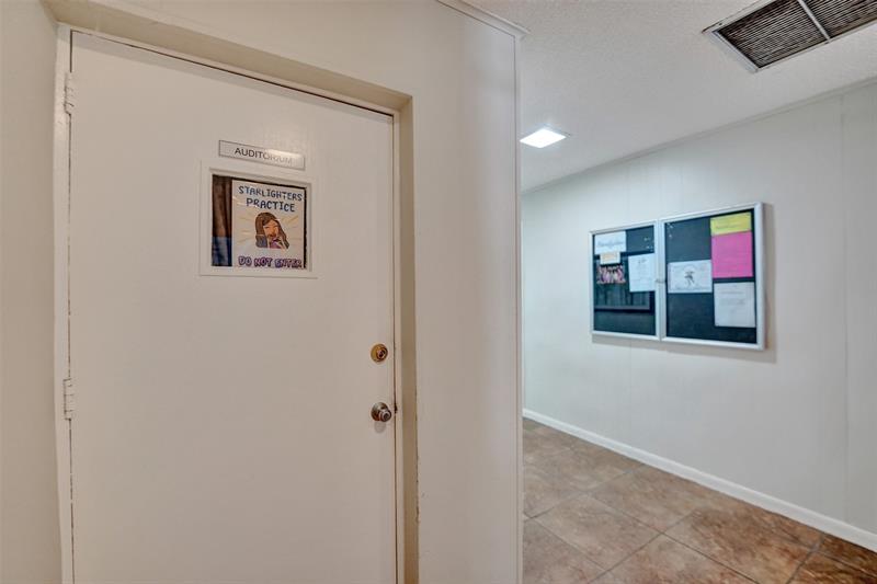 Image 50 of 75 For 7897 Golf Circle Dr  105